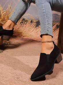 2026 Autumn/Winter New Women's Fashion Versatile Outdoor Deep Cut Chunky Heel Pointed Toe Boots - Black - View 4
