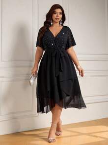 New Plus Size Women's Black Long Dress, Vintage Style, Short Bell Sleeves, Decorated With Shiny Silver Sequins - Black - View 3