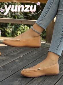 Minimalist Slip-On Light Brown Loafers For Women, Comfortable Flat Metal Buckle Casual Versatile Low-Top Shoes, Suitable For All Seasons - Mocha Brown - View 1