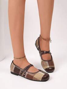 Women's Vintage Colorblock Trim Plaid Round Toe Cross Strap Flat Shoes - Brown - View 4