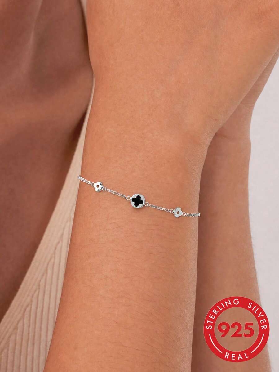1pc S925 Sterling Silver Clover Flower Delicate Bracelet, Minimalist Gentle Niche Design, Versatile Daily Commute Accessory, Low-Key Romantic Fresh Atmosphere Hand Jewelry, Exquisite Gift For Best Friend, Girlfriend, Birthday, Festival - Four Leaf Clover - View 1