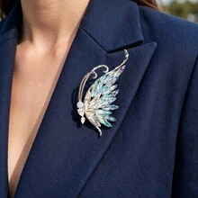 Cross-Border Luxury Iridescent Wing Butterfly Hollow Glass Rhinestone Brooch, Elegant Corsage Accessory For Wedding Dress And Suit - Multicolor - View 7