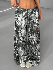 Women's Casual Long Pants With Dried Leaf And Branch Print And Pockets - Green - View 5