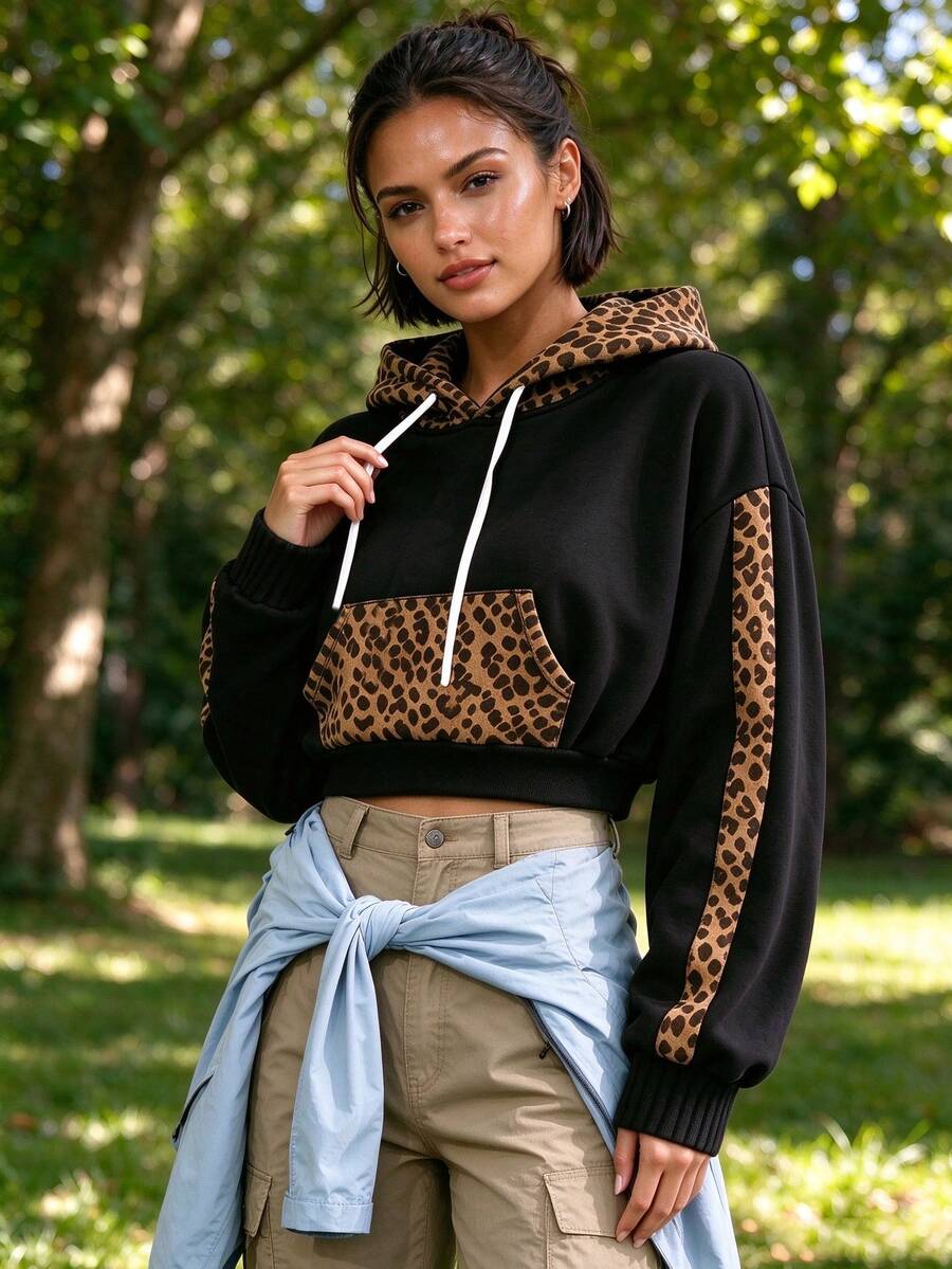 Sudadera corta con estampado de leopardo y patchwork, manga larga, estilo streetwear - Negro - Ver 1