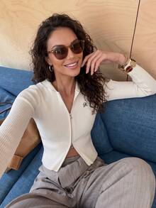 Minimalist Hooded Zip-Up Ribbed Cardigan, Off-White, R Letter Embroidered Slim Fit Long Sleeve Cropped Knit Top - Apricot - View 5