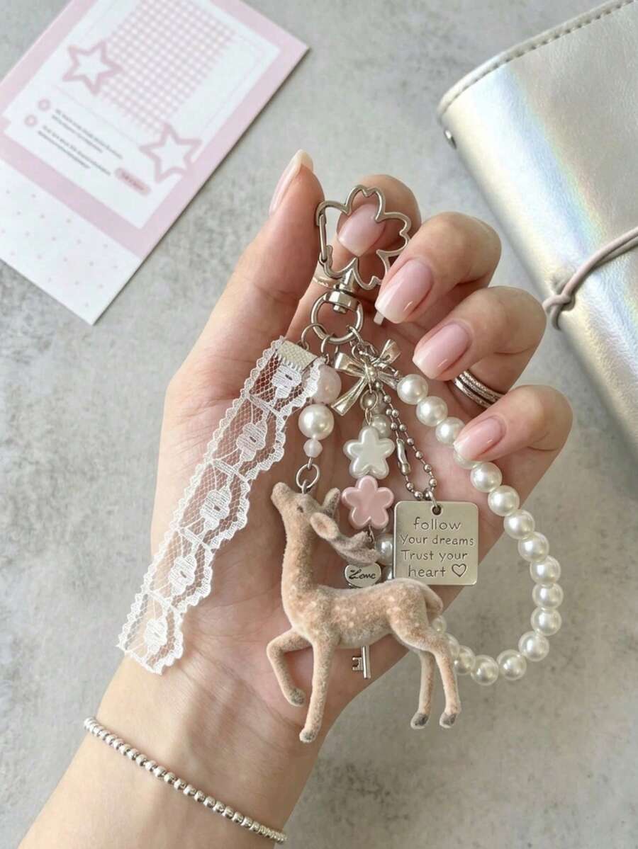 鹿形鑰匙圈吊飾,蕾絲珍珠蝴蝶結包包掛飾,韓系甜美苜蓿背包掛鍊,Y2K少女風禮物,千禧甜美女孩風禮物 - 杏色 - 查看 1