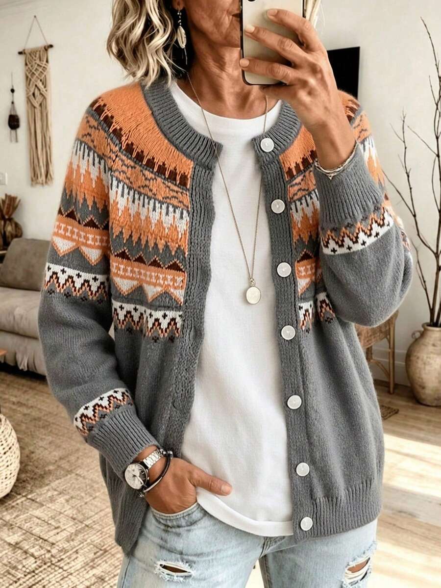 Plus Size Women Contrast Color Round Neck Raglan Sleeve Button Front Casual Sweater - رمادي - مشاهدة 1