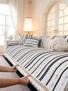 1pc Bohemian Style Striped Geometric Jacquard Sofa Cover, Skin-Friendly Pet-Friendly Scratch-Resistant Sofa Protector, Machine Washable Universal Furniture Cover, Suitable For 1/2/3/4 Seater Sofa - Black - View 6