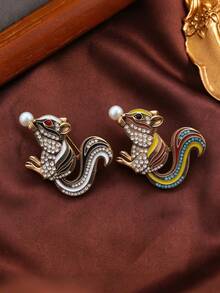 1pc Creative Oil Drop Squirrel Brooch, Suitable For Women And Men To Wear On Suits, Bags, Hats, Holiday Gift - Squirrel - View 4