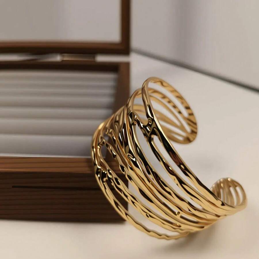 Gold Hollow Bracelet, Made Of High-End Stainless Steel, Asymmetrical Texture, Never Fades. - Gold - View 1