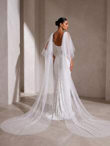 1 Pair Long Cathedral Style Tulle Bridal Shoulder Cape, Pin-Fixed Flowing Shoulder Wrap, Outdoor Wedding Photo Evening Dress Accessory - White - View 2