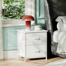 Juego de 2 mesitas de noche blancas con 2 cajones de tela, gabinete de almacenamiento con tablero superior de madera y marco metálico, mesa auxiliar multifuncional para dormitorio, pasillo, entrada y oficina, diseño elegante de piel texturizada - Blanco - Ver 6