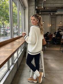 Sweater Pullover Wanita Model V-Neck dengan Motif Garis-Garis dan Patchwork, Longgar, Kasual, Modis, Serbaguna, Gaya Jalanan Modern untuk Sehari-hari di Musim Gugur/Dingin - Hitam dan Putih - View 3
