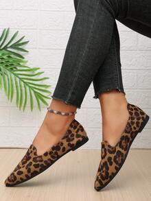 1 Pair Women's Leopard Print Faux Suede Slip-On Soft Sole Non-Slip Pointed Toe Loafers, Fashionable Daily Autumn Holiday Style - Brown - View 5