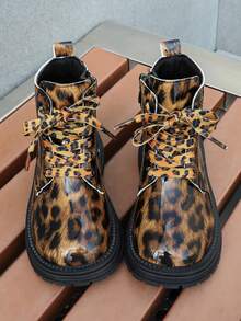 Kids Brown Leopard Print Shiny Boots, Vintage Wild Pattern Eye-Catching, Matching Pattern Lace-Up With Side Zipper, Easy To Put On And Take Off. Thick Non-Slip Sole, Stable And Durable, Effortlessly Create Street Style For Kids In Autumn And Winter. - Brown - View 2