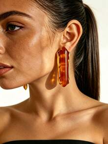 1 Pair European & American Design Amber Ice Cone Resin Stud Earrings, Maillard Old Money Style Personalized Exaggerated Geometric Metal Warm Color Winter Earrings For Women (Resin Color Random) - Coffee - View 2