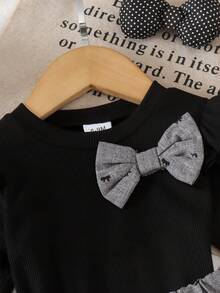2pcs Baby Girl Cute 3D Ribbed Long Sleeve Top & Printed Shorts Set, Thin Spring/Autumn - Black - View 4