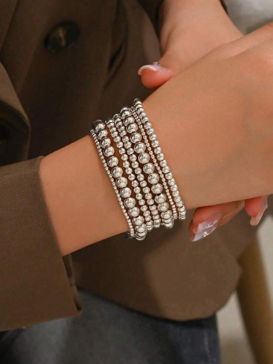 مجموعة أساور خرزية بسيطة للنساء ب- 7 قطع من الخرز الفضي الدائري الناعم - فضي - مشاهدة 1