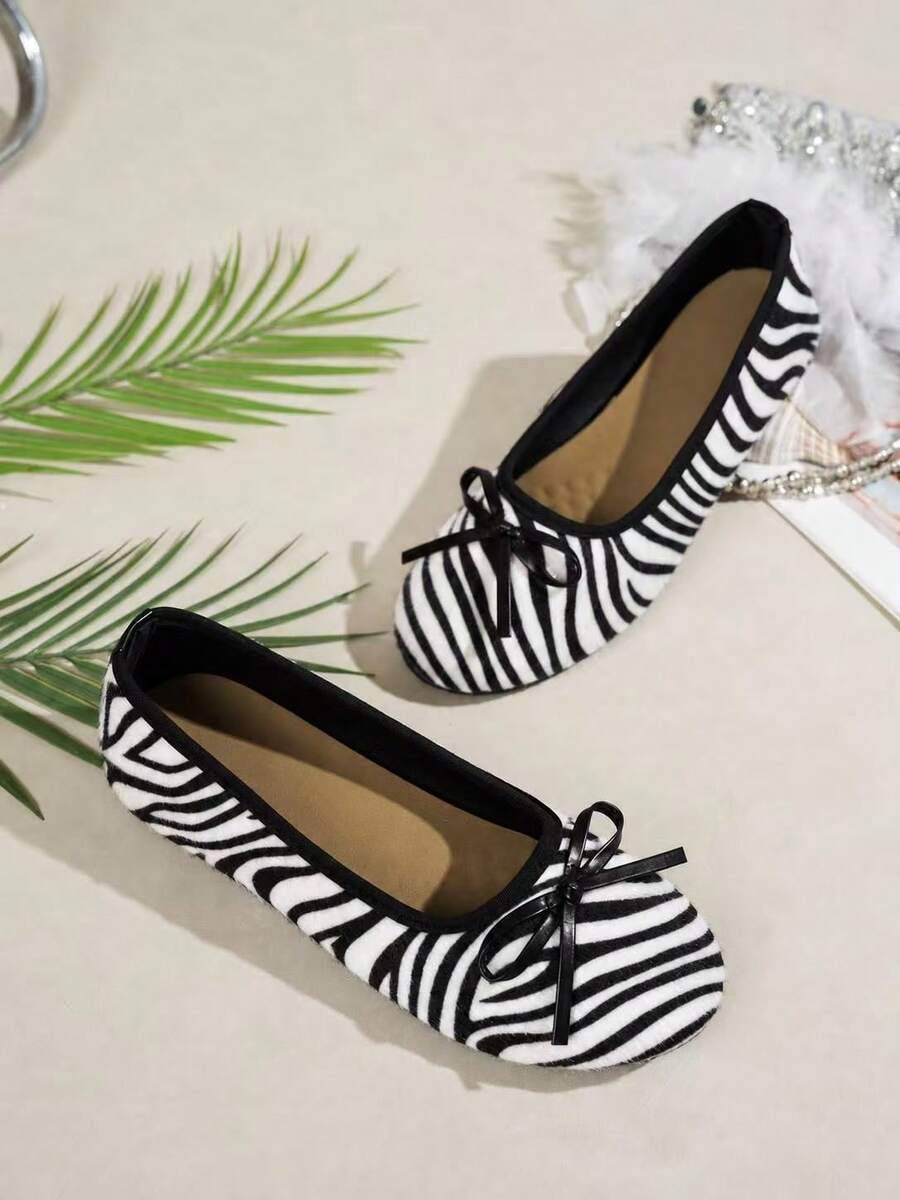 Women's Zebra Print Bow Ballet Shoes, Round Toe Slip-On, Lightweight Comfortable Commute Work Daily Casual Shoes - Zebra Print - View 1