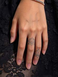 1Pc Tattoo Fake Y2K Temporary Tattoos Simple Flower Geometric Semi Permanent Waterproof Sweatproof Last For 1-2 Weeks Anti-Friction Non-Reflective Black For Woman And Men Tattoo Stickers For Arm, Chest, Leg, Abdomen, Waist, Finger, Neck, Modernist - Black - View 3