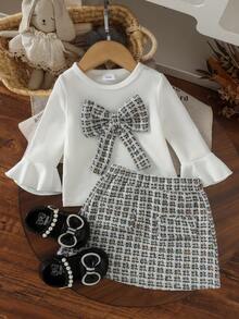 2pcs Baby Girl Cute Academy Style Bell Sleeve 3D Bow Ribbed Knit Top & Skirt Set, Thin For Spring/Autumn - White - View 3