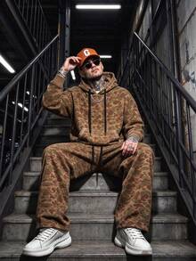 Men's Autumn/Winter Casual Street Retro Earth Tone Camouflage All-Over Print Hoodie Sweatshirt Set, Casual Straight Leg Sweatpants 2 Pieces Set - Brown - View 2