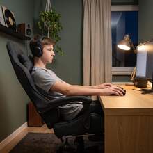 Swivel Gaming And Office Chair – Bucket-Style Seat With Footrest, Adjustable Backrest, Lumbar Pillow, And Headrest; Ergonomic Computer Chair For Gaming, Work, Study, And Relaxation (Supports Up To 140 Kg). - Black - View 8