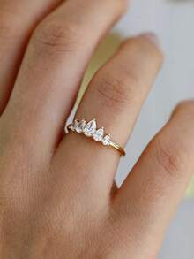 1件 18K鍍金奢華梨形主石白色寶石戒指，皇冠戒指，多水滴戒指，精緻女性節日派對禮物 - 金黃色 - 查看 4