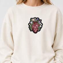 RHUAGYP 1pc Gothic Romantic Floral Heart Embroidered Patch, Flower And Green Leaf Surrounding Heart Badge, Personalized Clothing Patch, Iron-On/Sew-On, Suitable For Jacket, Backpack, Hat And Bag Decoration - Multicolor - View 5