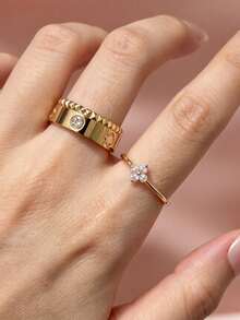 Women's 18K Gold Plated Stackable Ring Set, 3Pcs Four Leaf Clover Cubic Zirconia Rings WithFaceted Texture, Minimalist Stacking Jewelry For Daily Wear - Gold - View 3