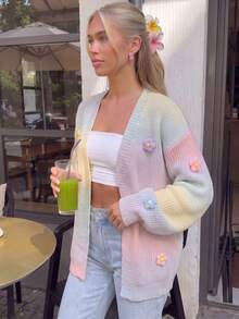Dam kort stickad cardigan för höst/vinter, söt och färgglad, med blomapplikation, lång ärm, ribbad, för lager-på-lager, avslappnad, mångsidig, för daglig pendling, konstnärlig och mjuk - Multifärgad - Visa 5