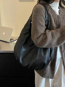 Fashionable Large Capacity Shoulder Bag 2026 Autumn New Arrival Premium Casual Shoulder Crossbody Bag - Black - View 4
