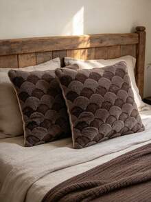 1pc Gradient Brown Faux Rabbit Fur Pillowcase, Nordic Style Embossed Fan-Shaped Fish Scale Pattern Soft Fluffy Lumbar Pillowcase, Rectangular Decorative Throw Pillowcase, Suitable For Sofa, Bedroom, Living Room, Wabi-Sabi Home Decor, Bed Headboard Winter Warm Pillowcase, Pillow Insert Not Included - Multicolor - View 7