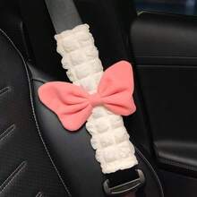 وسادة كتف حزام الأمان بنقشة شبكية منتفخة، تصميم فيونكة لطيف، قماش ناعم وفروي، تخفف بفعالية ضغط حزام الأمان على الكتفين، سهلة التركيب، انزلاقية، لا تؤثر على وظيفة حزام الأمان، ديكور داخلي للسيارة، إكسسوار داخلي بأسلوب أنثوي - غطاء كتف على شكل فيونكة محشو - مشاهدة 6