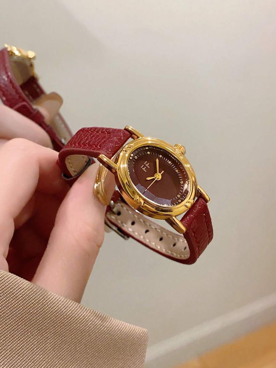 復古紅色女款手錶,小橢圓錶盤,可調節 PU 表帶,極簡刻度,時尚風格,適合日常佩戴或派對,完美禮物 - 紅色 - 查看 1