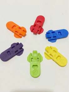 6pcs/3pcs/1pc Plastic Handheld Can Opener, Simple Beverage Can Opener, Cola Beer Seal Dust-Proof Cap Opener, Random Color - View 9
