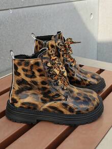 Kids Brown Leopard Print Shiny Boots, Vintage Wild Pattern Eye-Catching, Matching Pattern Lace-Up With Side Zipper, Easy To Put On And Take Off. Thick Non-Slip Sole, Stable And Durable, Effortlessly Create Street Style For Kids In Autumn And Winter. - Brown - View 4