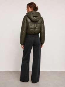 Women's Cropped Puffer Jacket With Detachable Hood, Ribbed Cuffs, Drawstring Hem, Zip And Snap Closure, 2 Pockets - Army Green - View 3