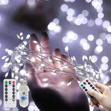 Đèn dây pháo hoa điều khiển từ xa USB dây đồng trắng, 3m 100 LED, 6m 200 LED, 9m 300 LED tùy chọn, đèn cành pháo hoa chống nước với điều khiển từ xa đa năng, 8 chế độ chiếu sáng có thể chuyển đổi, bao gồm chức năng hẹn giờ và điều chỉnh độ sáng. Dây đồng mỏng linh hoạt với độ dẻo cao, có thể uốn cong và quấn tự do để tạo nhiều hình dạng khác nhau. Cấp nguồn USB tiện lợi, phù hợp sử dụng trong nhà và ngoài trời - Đèn pháo hoa USB - Xem 2
