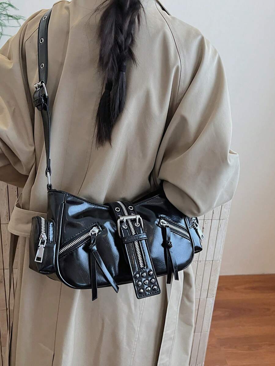 Fashion Niche Design Autumn/Winter New High-End Rivet Motorcycle Bag Sweet Cool Style Versatile Underarm Bag Shoulder Bag Crossbody Bag Motorcycle Bag