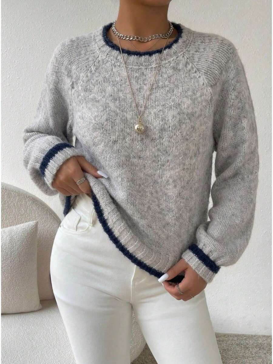 Plus Size Women's Round Neck Colorblock Trim Raglan Long Sleeve Sweater, 2026 Essential Casual Everyday Wear - Grey - View 1