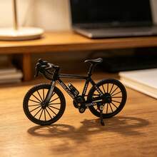 1PC Realistic Mini Alloy Bicycle, Carefully Restored Racing Road Bike Model, Realistic Road Bike Model, Alloy Body, Smooth Rolling Wheels, Creative Collectible Gift, Desktop Ornament, Unique Birthday Gift For Classmates, Friends And Boyfriend - Multicolor - View 4