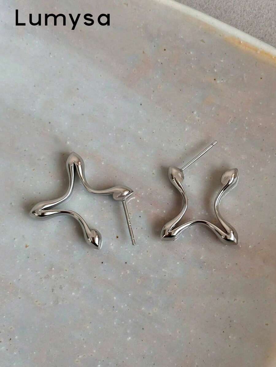 1 Pair Casual Minimalist Geometric Asymmetrical Four-Pointed Star Stud Earrings, Suitable For Women's Daily Commute Wear - Silver - View 1