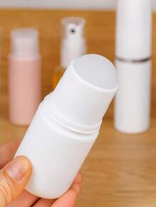 5件/3件/2件/1件 - 50ml/30ml 可重複填充滾珠瓶，可重複使用、防漏、輕巧便攜。適用於精油、香水油、DIY除臭劑和液體混合物。非常適合旅行、度假、健身包、辦公室使用和居家收納 - 白色 - 查看 10