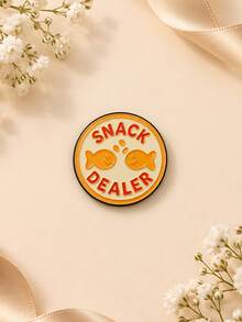 1pc Funny Food Style Metal Orange Smiling Face Fish Cookie English Quote Round Brooch, Women's Daily Backpack & Jacket Decoration Gift - Multicolor - View 2