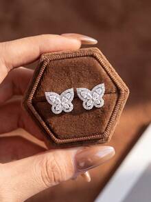 1 Pair Exquisite Hollow Rhinestone Butterfly Earrings, Women's Jewelry, Elegant Jewelry Gift, Party Gift, Birthday Gift, Date Essential - Hollow Diamond Butterfly Earrings - View 3