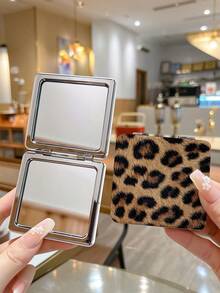 Foldable Flip Cover Portable Small Hand Mirror, Leopard Print Double-Sided Makeup Mirror, Shatter-Resistant Pocket Mirror, Suitable For Student Dorm, Travel, Daily Touch-Up, Mini Handheld Makeup Mirror - Multicolor - View 5