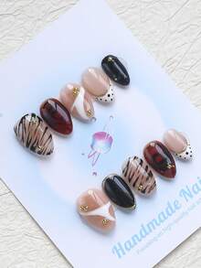 10PCS-Handmade Press On Nails, Short Almond Shape, Fake Nails, Fall Nails,Y2K Style, Sturdy, Reusable, Brown, Paired With French Style, 3D Design, Suitable For Autumn,Winter,Daily Wear, Parties, Vacations, And Also The Best Holiday Gift For Women. - Brown - View 2