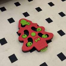 Christmas Tree Shaped Pet Puzzle Treat Dispenser Enrichment Toy Dog Bowl Cat Bowl Sniffing Slow Feeder For Medium And Large Dogs - Red - View 3
