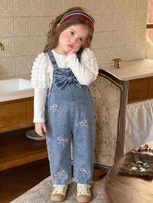 Baby Girl 2-Piece Set, Includes White Pleated Puff Sleeve Ribbed Top And Denim Overalls With Bow Embroidery, Suitable For Spring And Autumn - White - View 2